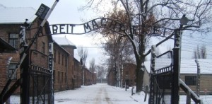 Parte lunedì 19 da Santa Maria Novella il nono Treno della Memoria per Auschwitz